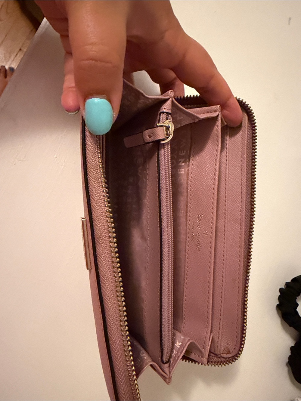 kate spade Saffiano Zip Wallet in Rose Blush - Picture 2 of 3